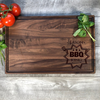 BBQ King. Engraved Cutting Board. Customizable Gifts. M39