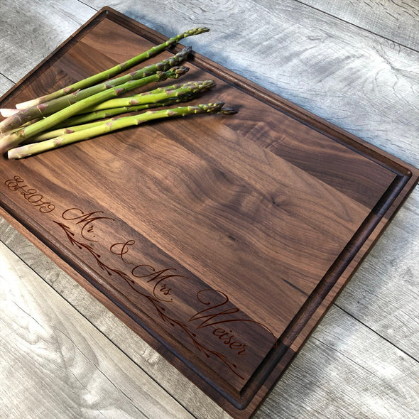 Bamboo Cutting Board. Personalized Gift M3